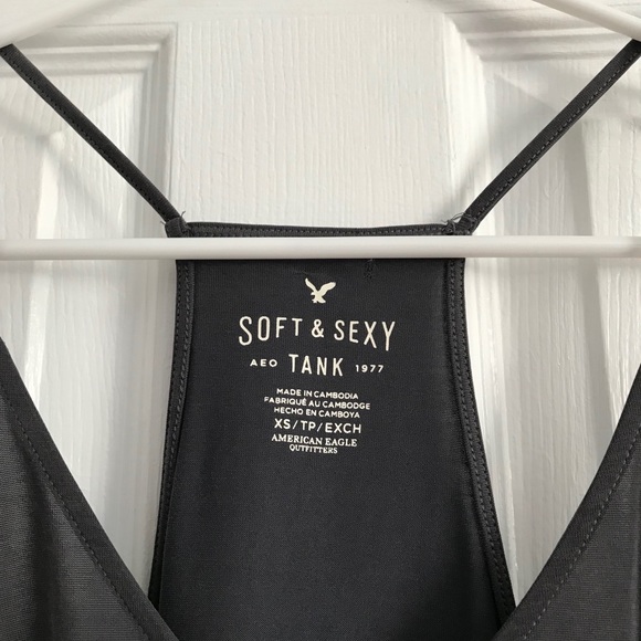 Gray flowy tank top - Picture 2 of 3